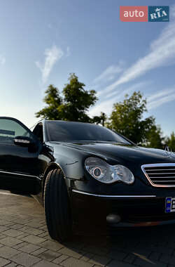 Универсал Mercedes-Benz C-Class 2002 в 