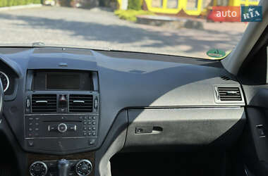 Седан Mercedes-Benz C-Class 2007 в 