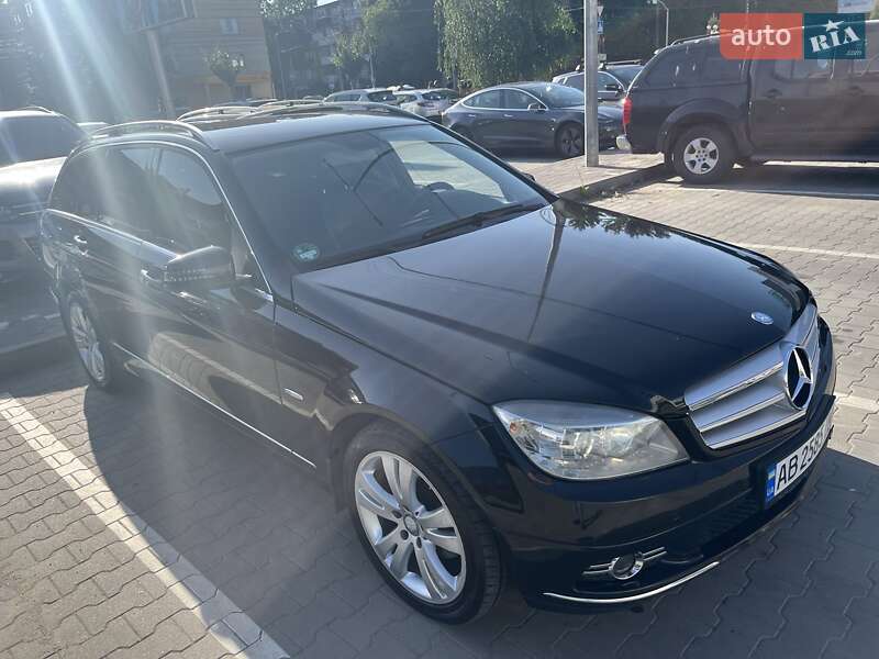 Универсал Mercedes-Benz C-Class 2011 в Виннице