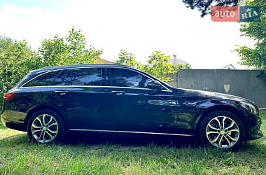 Универсал Mercedes-Benz C-Class 2016 в 