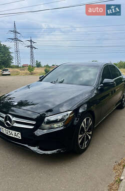 Седан Mercedes-Benz C-Class 2017 в 