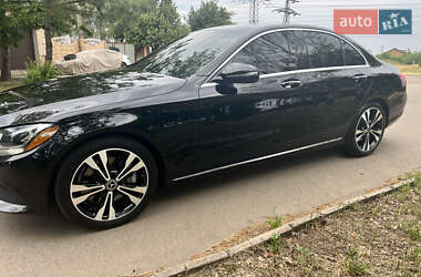 Седан Mercedes-Benz C-Class 2017 в 