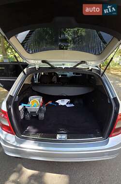 Универсал Mercedes-Benz C-Class 2008 в 