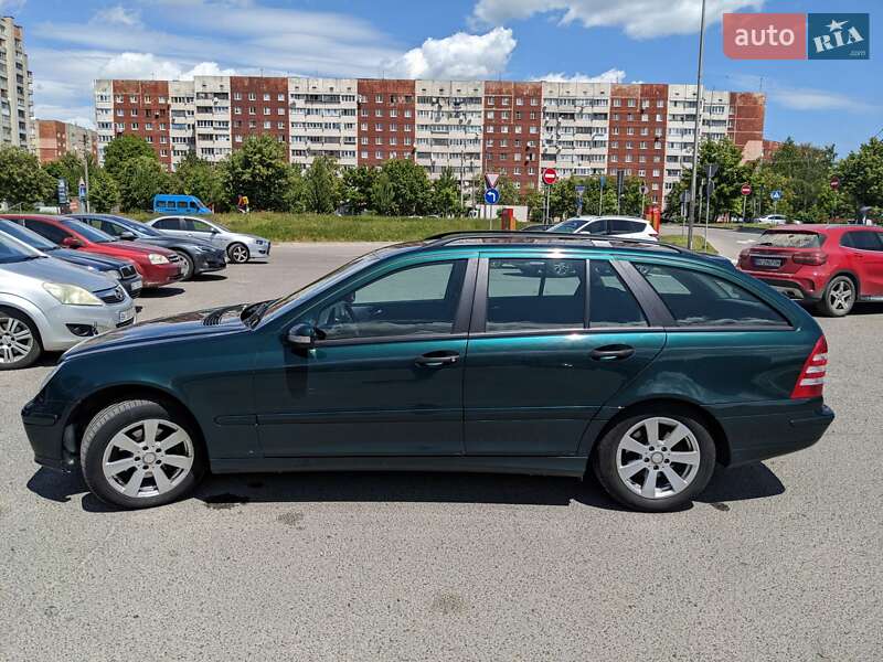 Універсал Mercedes-Benz C-Class 2005 в Львові