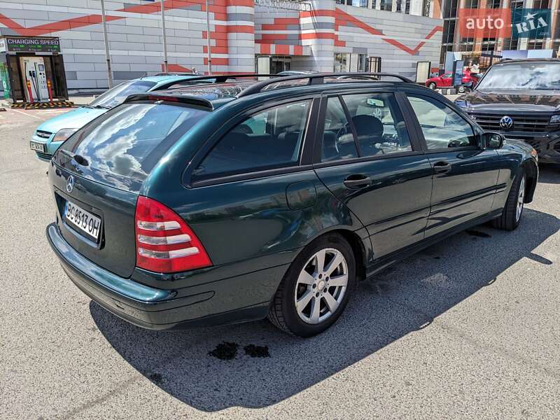 Універсал Mercedes-Benz C-Class 2005 в Львові
