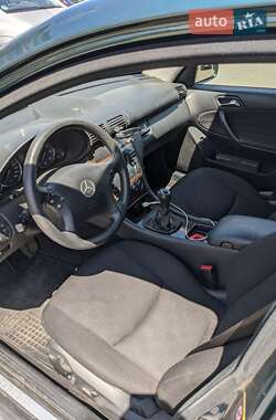 Универсал Mercedes-Benz C-Class 2005 в 