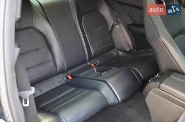 Купе Mercedes-Benz C-Class 2011 в 