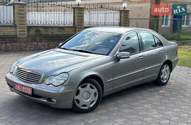 Седан Mercedes-Benz C-Class 2005 в 