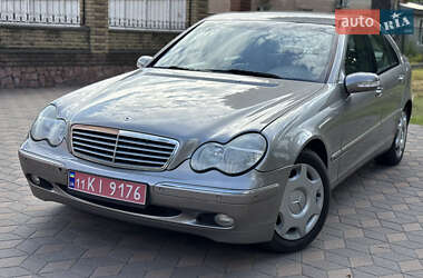 Седан Mercedes-Benz C-Class 2005 в 