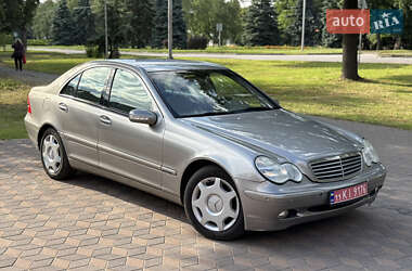 Седан Mercedes-Benz C-Class 2005 в 