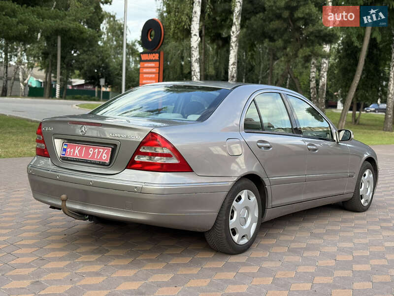Седан Mercedes-Benz C-Class 2005 в Лубнах