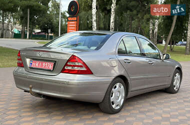 Седан Mercedes-Benz C-Class 2005 в 