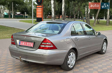 Седан Mercedes-Benz C-Class 2005 в 
