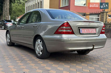Седан Mercedes-Benz C-Class 2005 в 