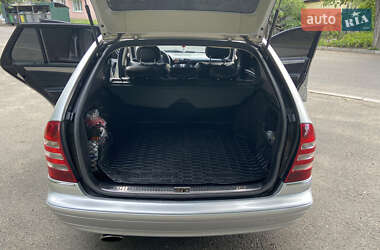 Универсал Mercedes-Benz C-Class 2004 в 