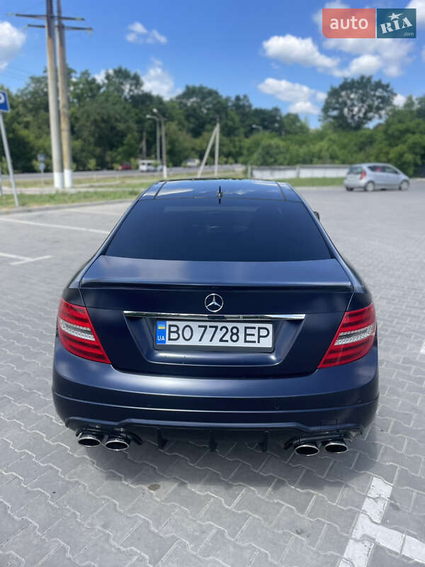 Купе Mercedes-Benz C-Class 2012 в Залещиках