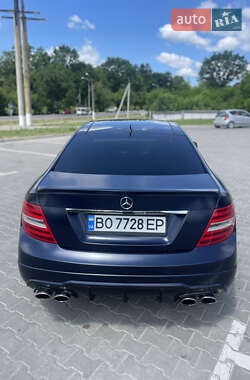 Купе Mercedes-Benz C-Class 2012 в 