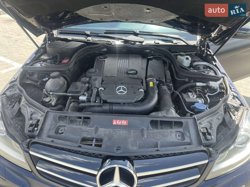 Купе Mercedes-Benz C-Class 2012 в Залещиках