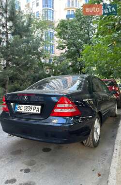 Седан Mercedes-Benz C-Class 2002 в Одессе