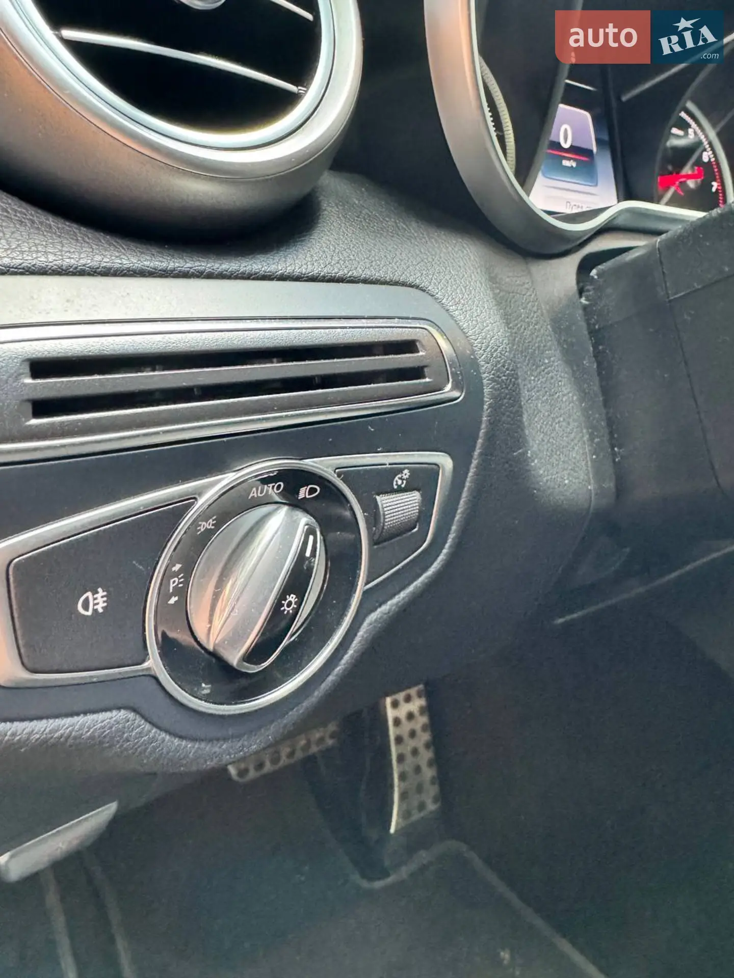 2015 Mercedes-Benz C-klasse - мініатюра 22