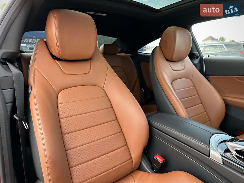 Купе Mercedes-Benz C-Class 2019 в Киеве
