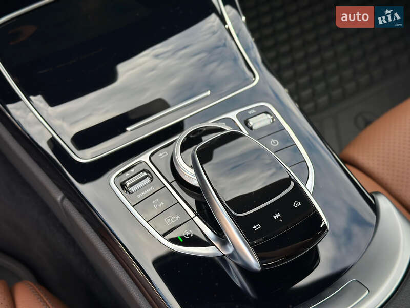 Купе Mercedes-Benz C-Class 2019 в Киеве