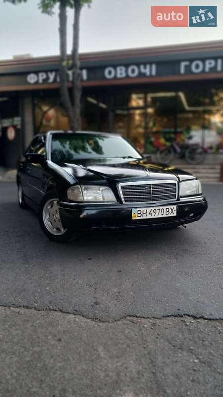 Седан Mercedes-Benz C-Class 1995 в 