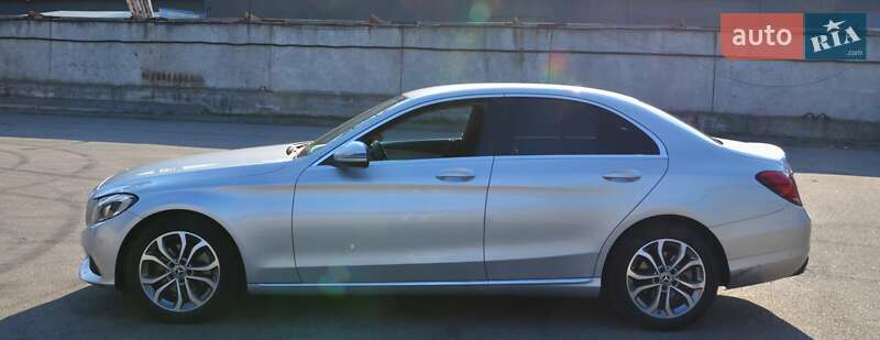 Седан Mercedes-Benz C-Class 2017 в Києві
