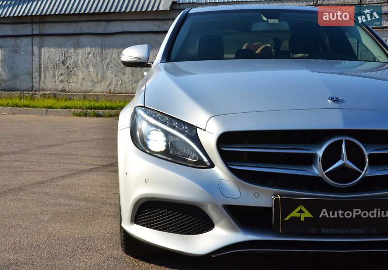 Седан Mercedes-Benz C-Class 2017 в Києві