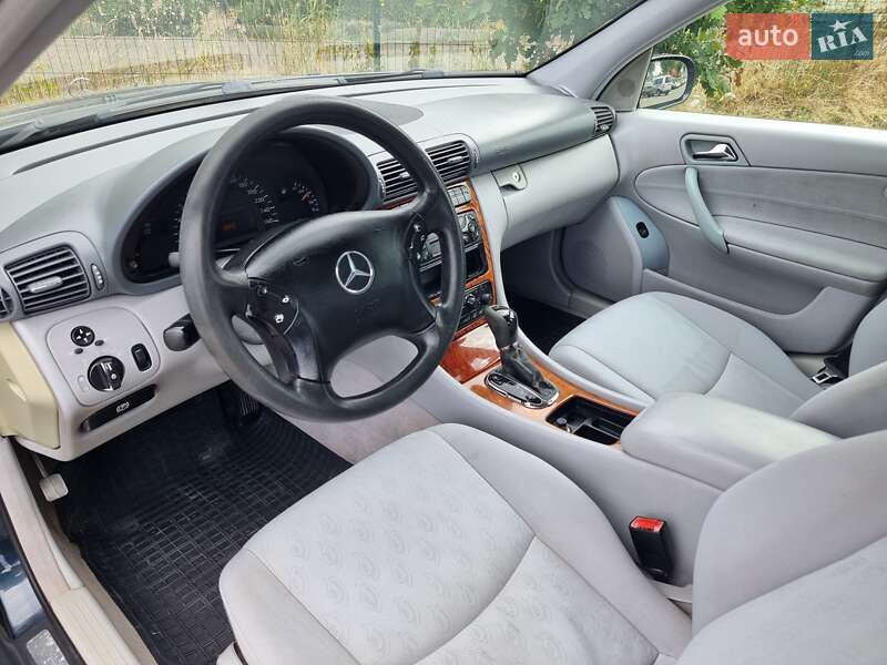 Седан Mercedes-Benz C-Class 2001 в Хмельницькому