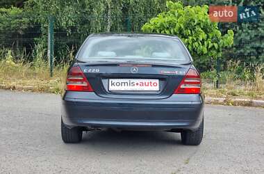 Седан Mercedes-Benz C-Class 2001 в 