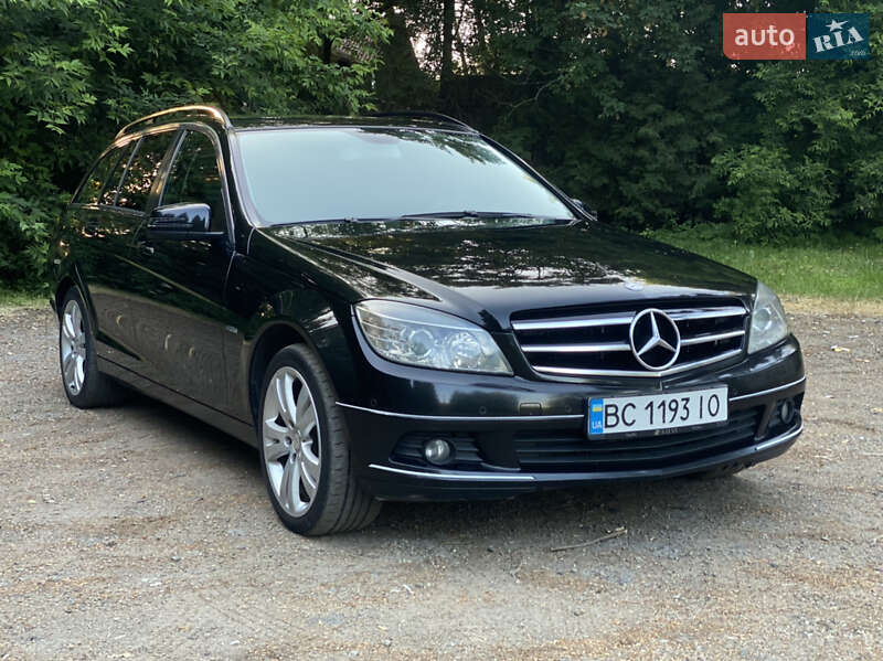 Mercedes-Benz C-Class 2010