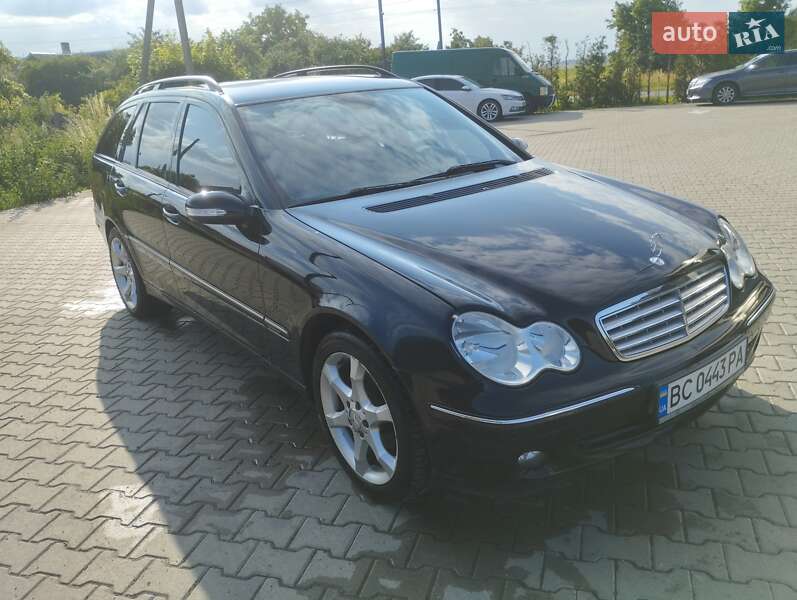 Универсал Mercedes-Benz C-Class 2006 в Радехове