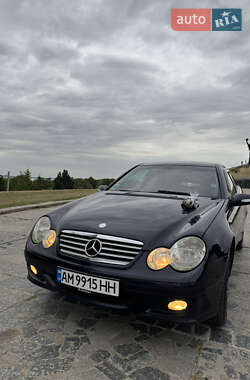 Купе Mercedes-Benz C-Class 2004 в 