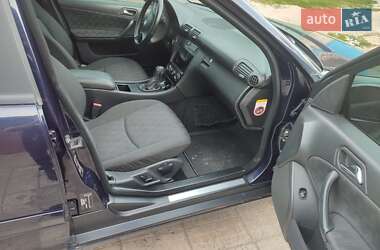 Седан Mercedes-Benz C-Class 2000 в 