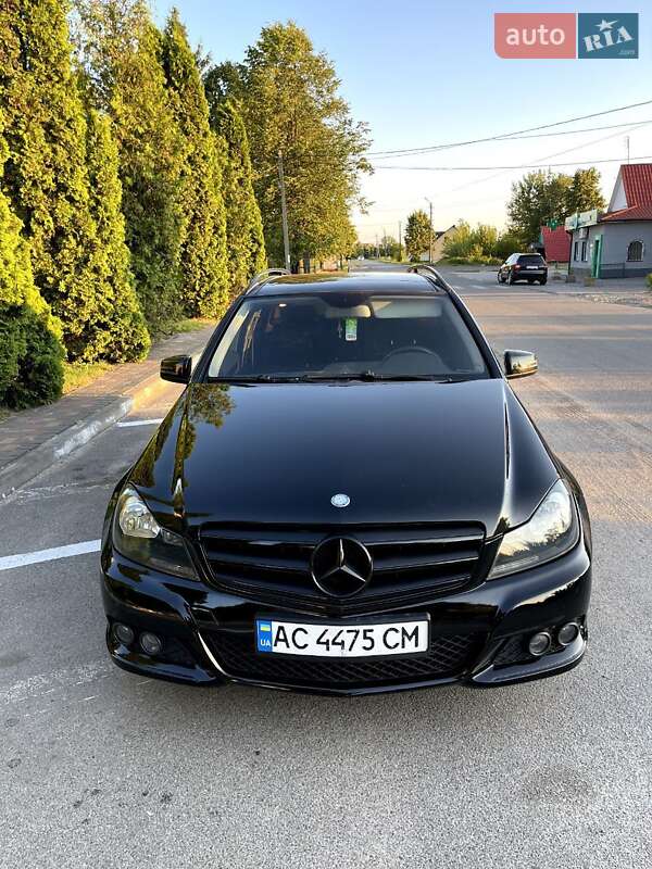 Универсал Mercedes-Benz C-Class 2011 в Ратным