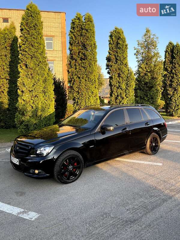 Универсал Mercedes-Benz C-Class 2011 в Ратным