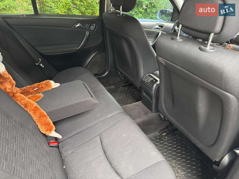 Седан Mercedes-Benz C-Class 2005 в Киеве фото 15 Седан Mercedes-Benz C-Class 2005 в Киеве