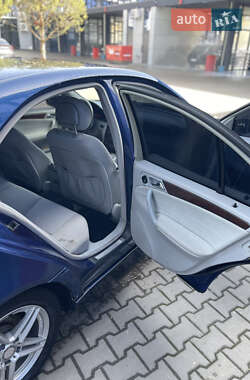 Седан Mercedes-Benz C-Class 2002 в 
