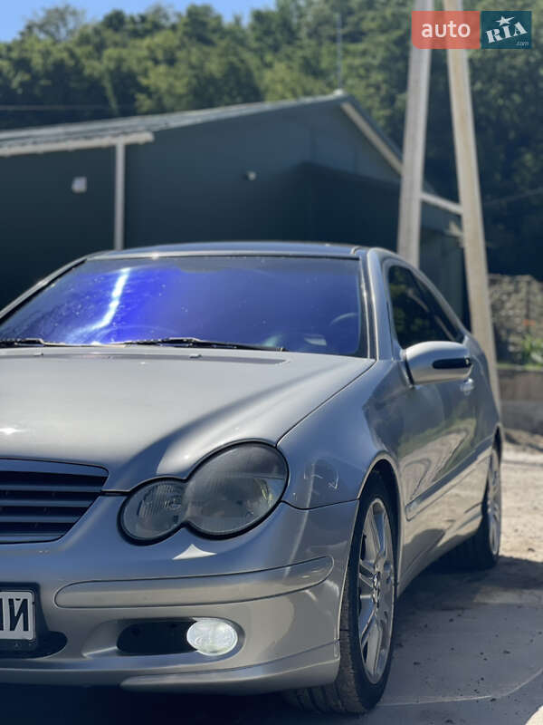 Mercedes-Benz C-Class 2002