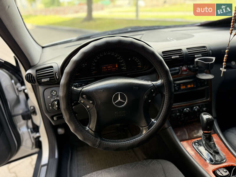 Седан Mercedes-Benz C-Class 2001 в Звягеле