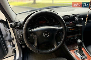Седан Mercedes-Benz C-Class 2001 в 