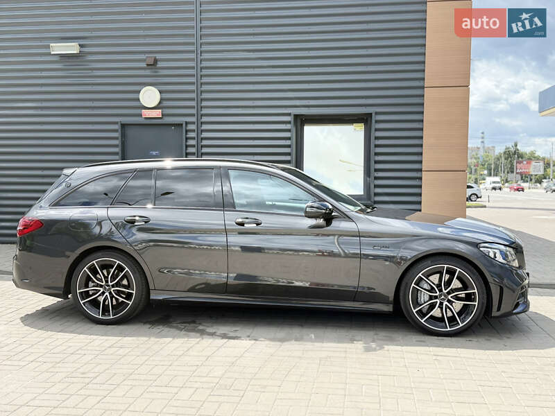 Універсал Mercedes-Benz C-Class 2019 в Києві