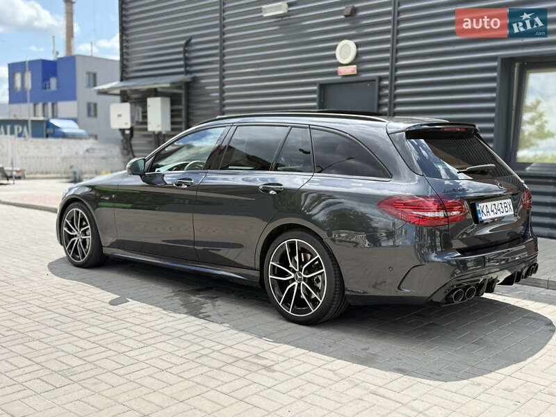Універсал Mercedes-Benz C-Class 2019 в Києві