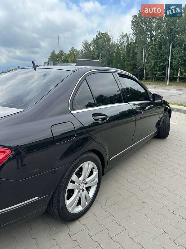 Седан Mercedes-Benz C-Class 2010 в Белой Церкви
