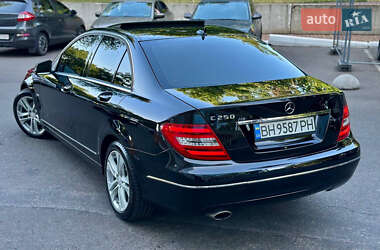 Седан Mercedes-Benz C-Class 2011 в 