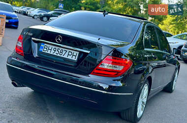 Седан Mercedes-Benz C-Class 2011 в 