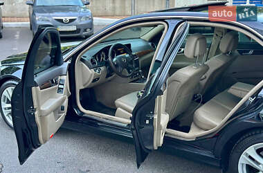 Седан Mercedes-Benz C-Class 2011 в 