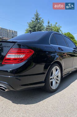 Седан Mercedes-Benz C-Class 2011 в 