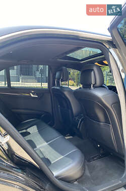 Седан Mercedes-Benz C-Class 2011 в 